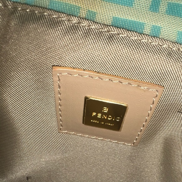 Vintage Fendi Bag - Picture 15 of 15